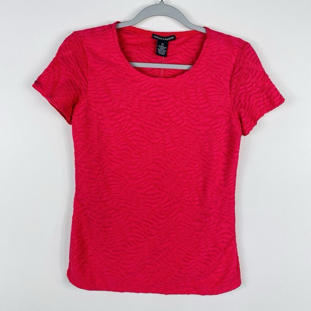Chelsea & Theodore Top XS Pink Textured Short Sleeve Crew Neck Stretch Casual